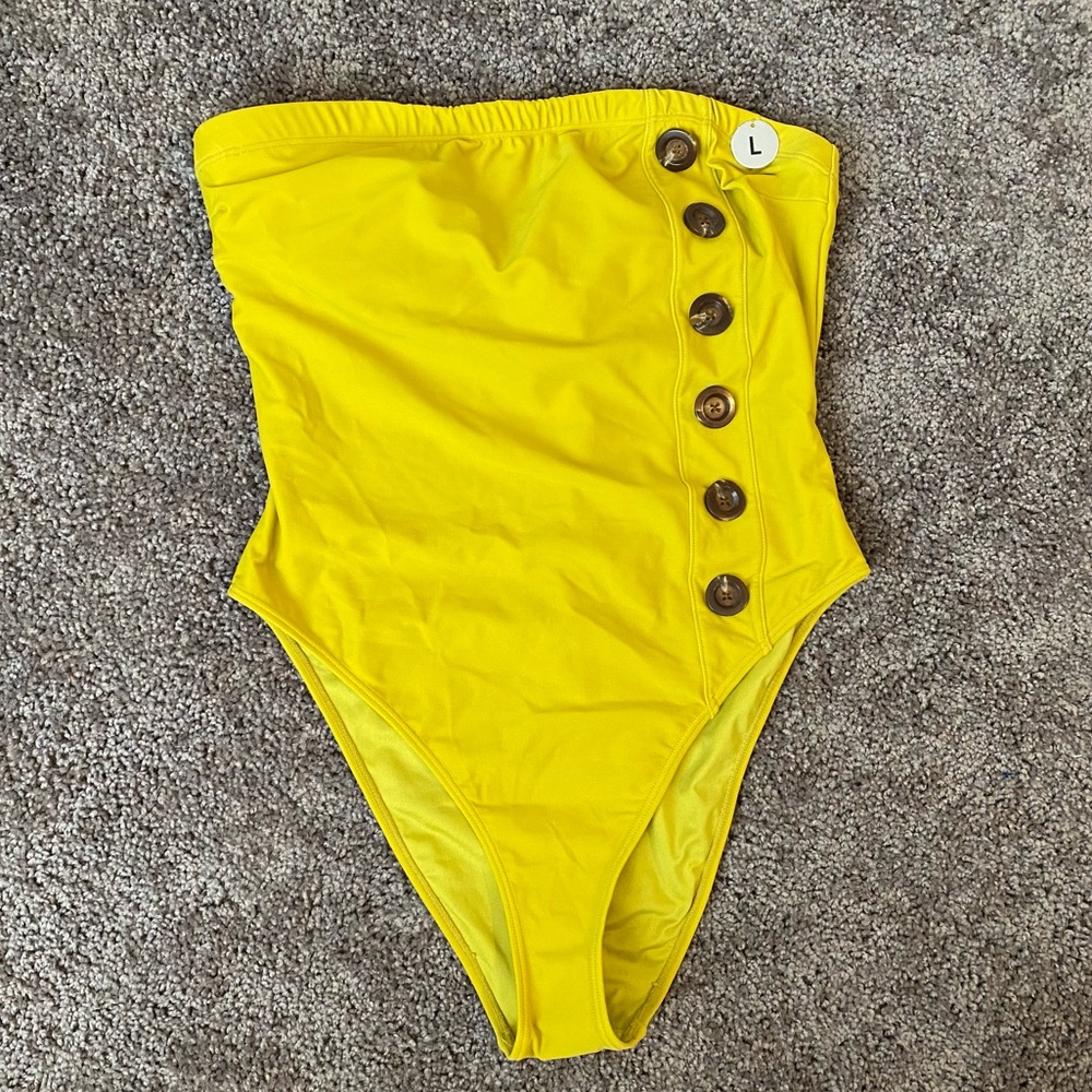 COPY - NWT forever 21 one piece strapless swimsuit